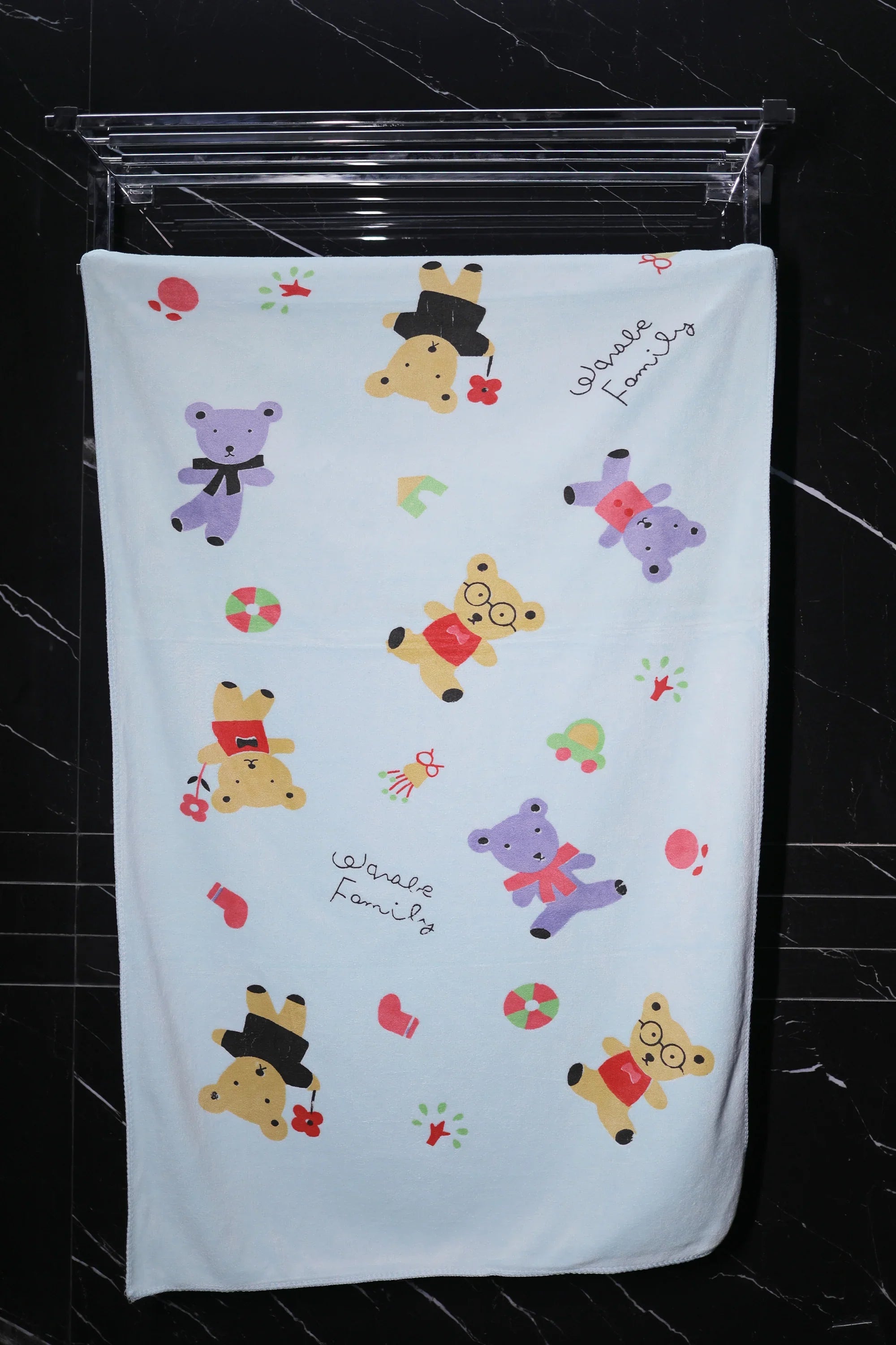Kids Towel Pooh Print