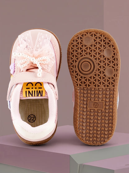 The Little Boo Bow sneakers for kids