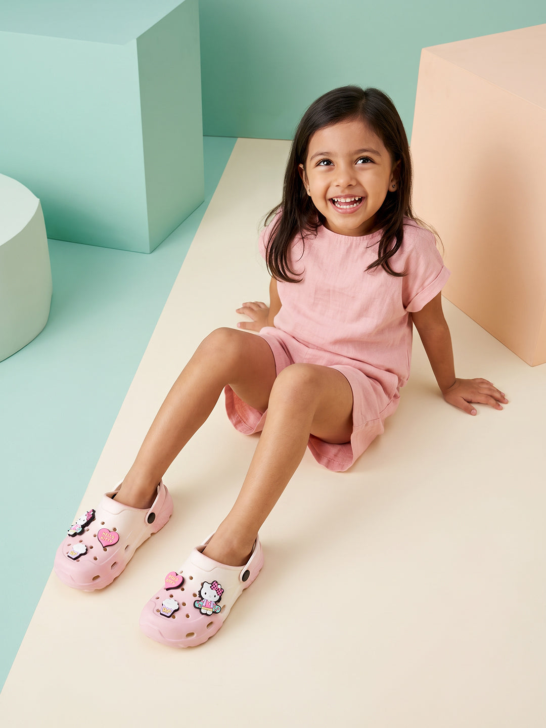 HELLO KITTY CLOGS- KIDS