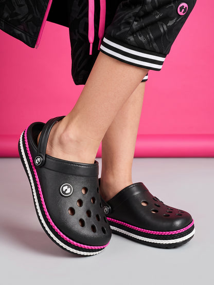 Braiding Kids clogs