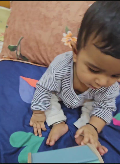Spinner for infants